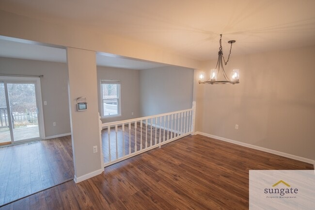 Photo - 21 Robin Ridge Ct