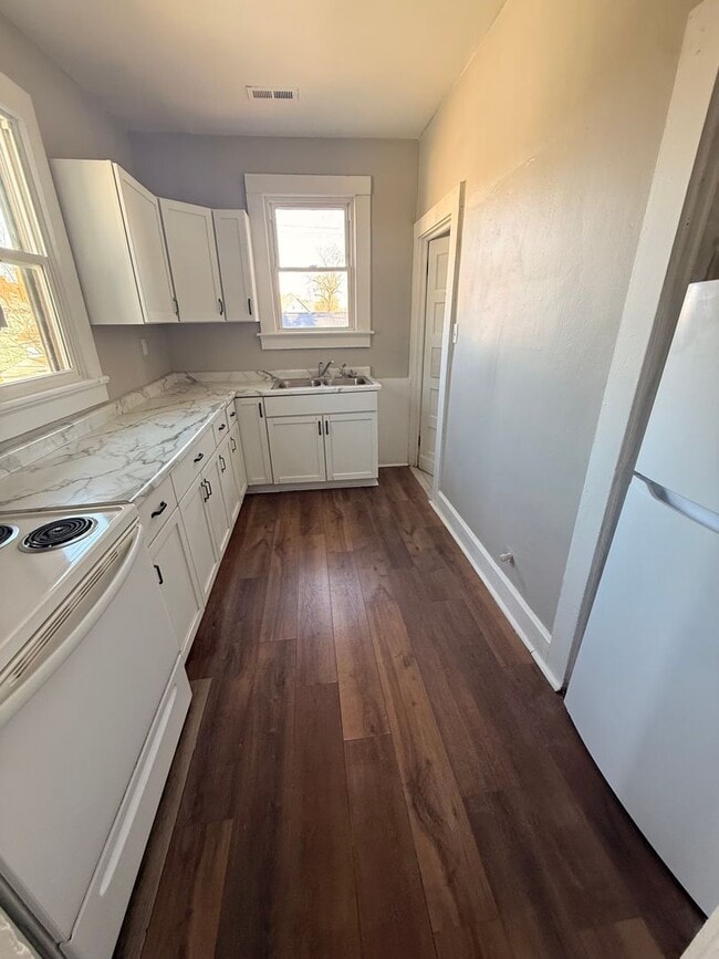 Photo - 504 Adams Ave