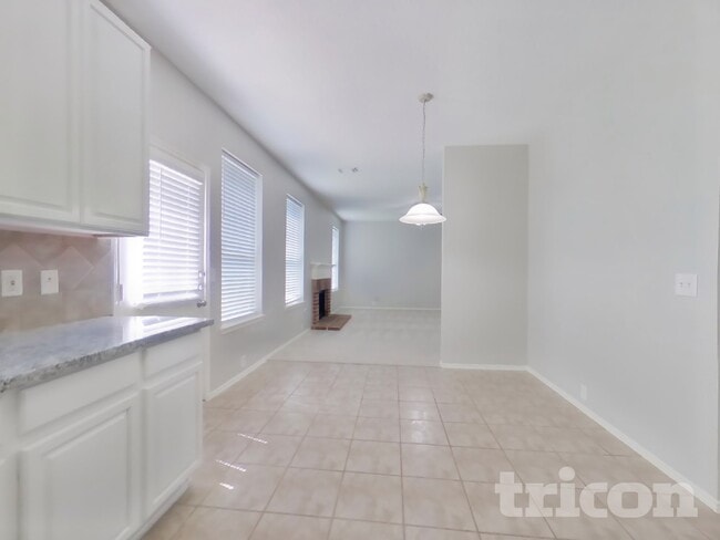 Photo - 18810 Woodbreeze Dr