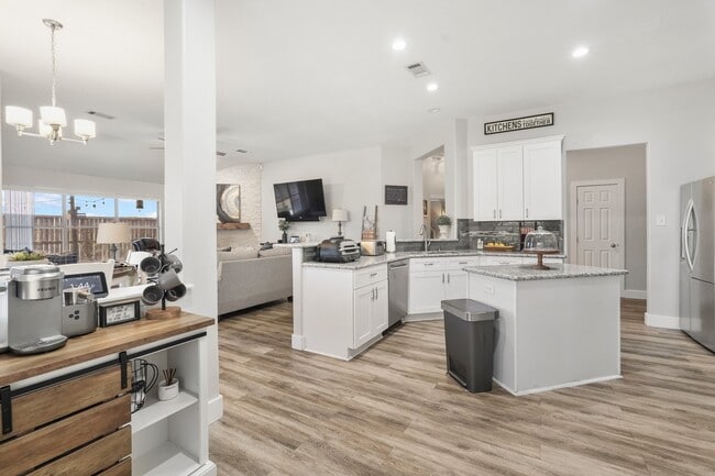 Photo - 6707 Oakbranch Manor Ln