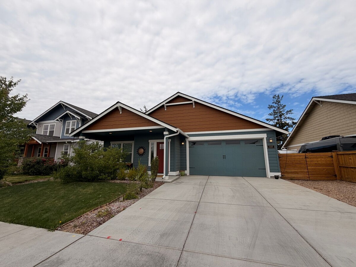 Photo - Beautiful Canyon Rim Village Home Near Parks and Dry Canyon Trails