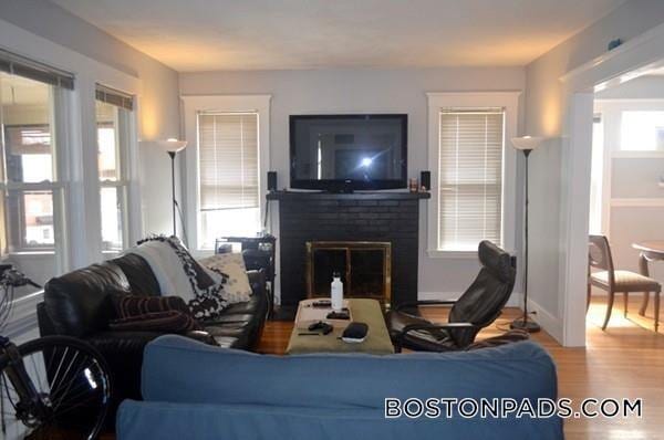 Photo - 14 Allen St Unit 2-3