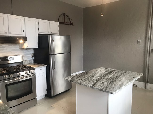 Kitchen - 1340 S Hanover St Unit D