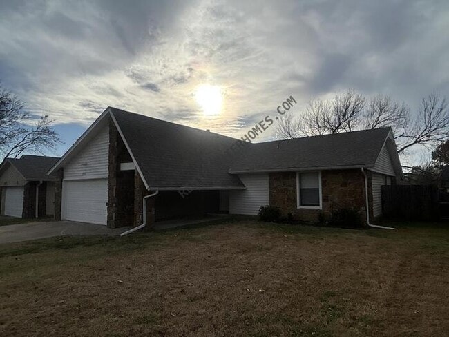 Photo - 3332 S 140th E Ave