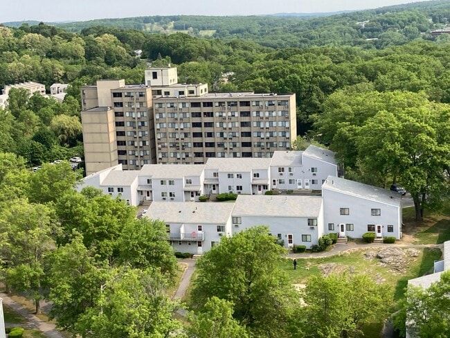 Photo - Lincoln Village