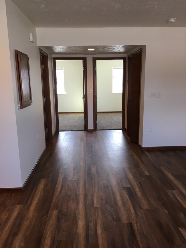 Hallway - 503 N 4th St Unit 6