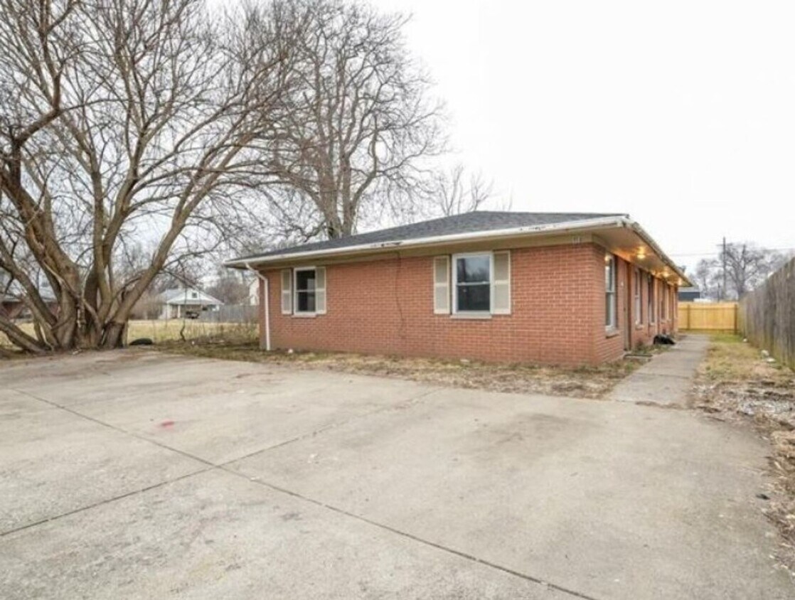 Van Horne Avenue 113-117 - Van Horne Avenue 113-117
