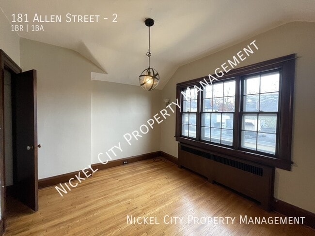 Photo - 181 Allen St Unit 2