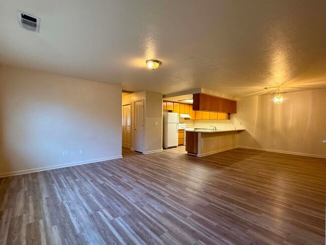 Photo - 155 Derek Dr Unit A