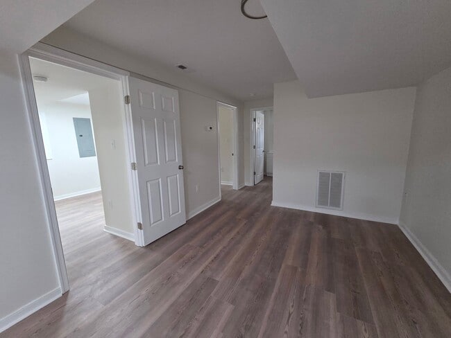 Photo - 5506 Campbell Ave