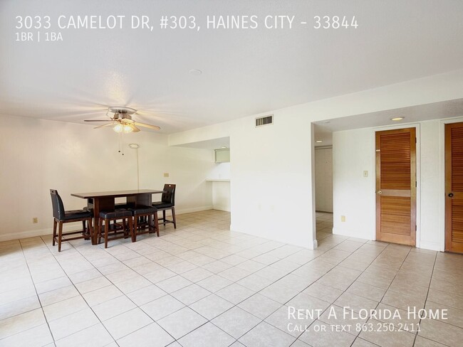 Photo - 3033 Camelot Dr