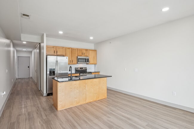 Waterside at River Park Apartments