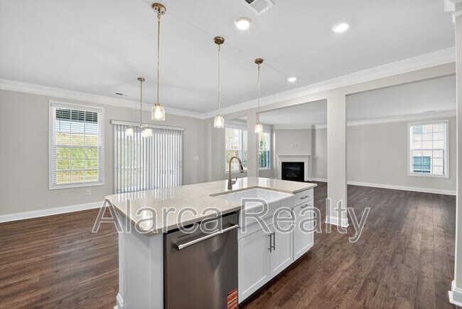 Photo - 7172 Sylvan Retreat Dr