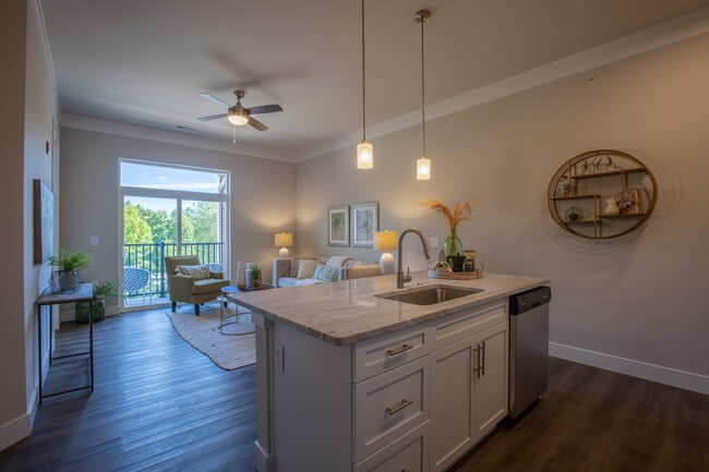 Photo - The Elle on Lockwood