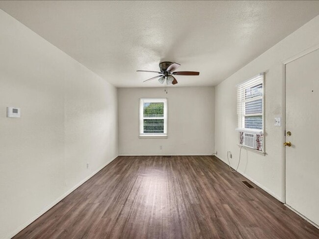 Peirce Avenue Apartments