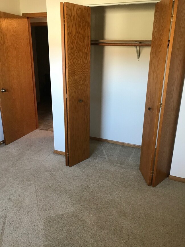Photo - Camelot Apartments