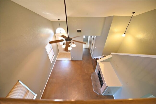 Photo - 2813 Greenlee Dr