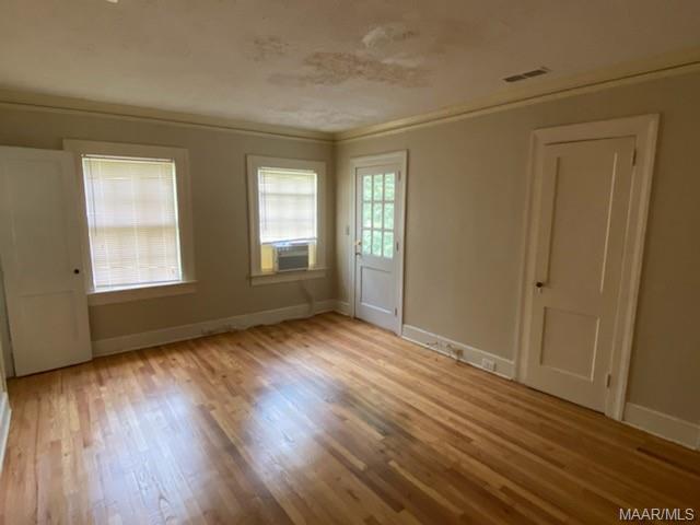 Photo - 329 Cloverdale Rd