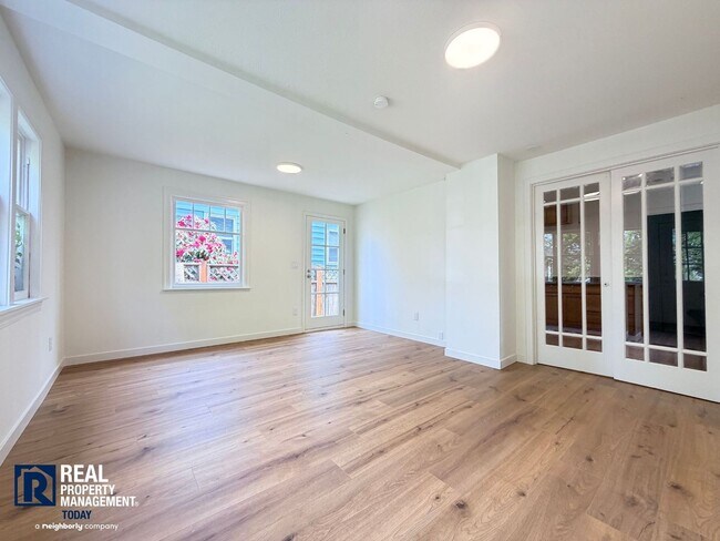 Photo - 516 N K St