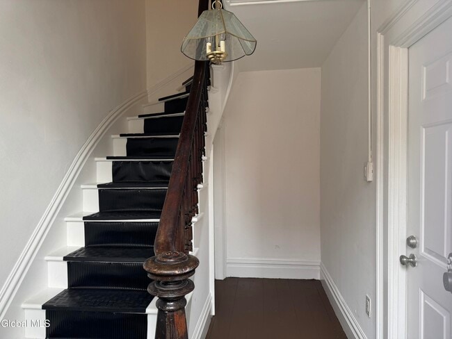 Photo - 528 4th Ave Unit #2