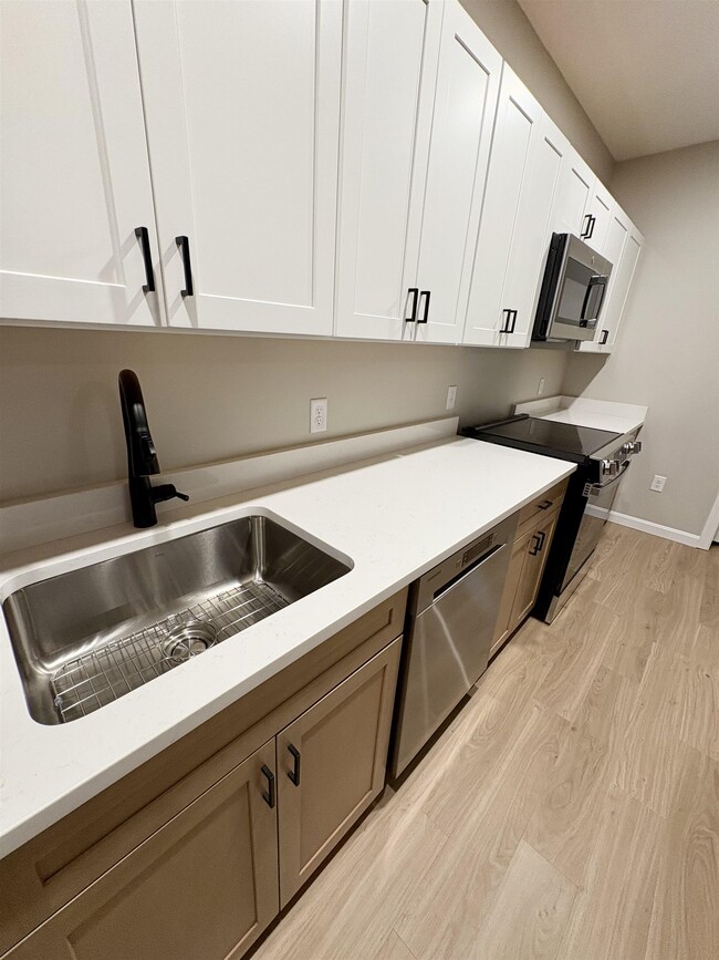 Photo - 15 Mountain Rd Unit 101