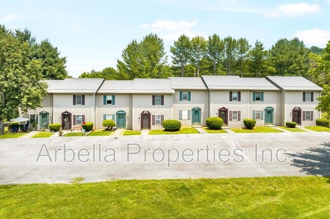 Building Photo - 2637 Highway 11 W Unit Apt 6