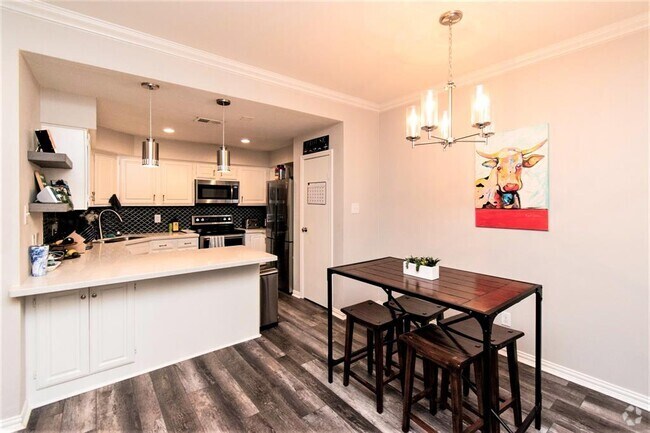 Building Photo - 921 Marine Dr Unit 319 Rental