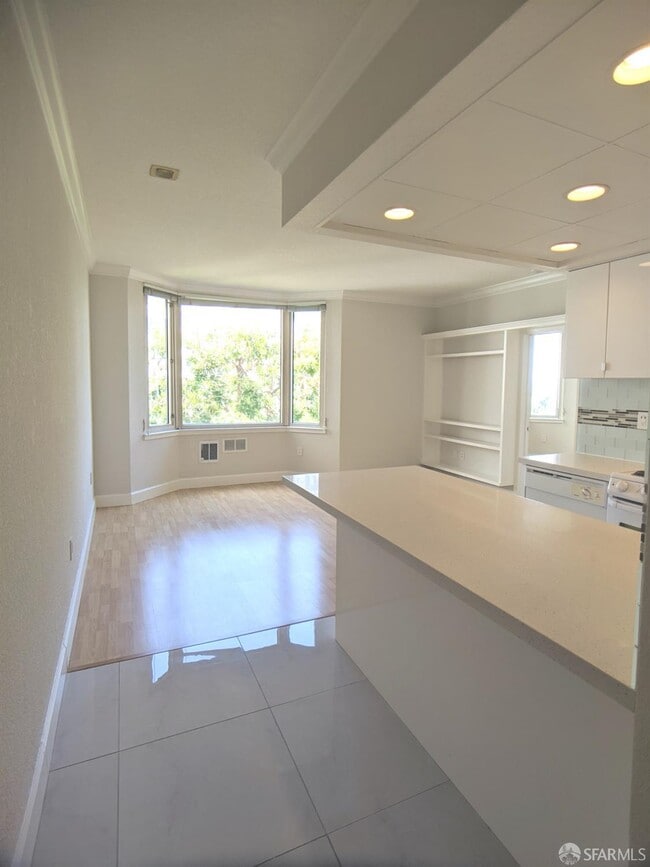 Photo - 201 Harrison St