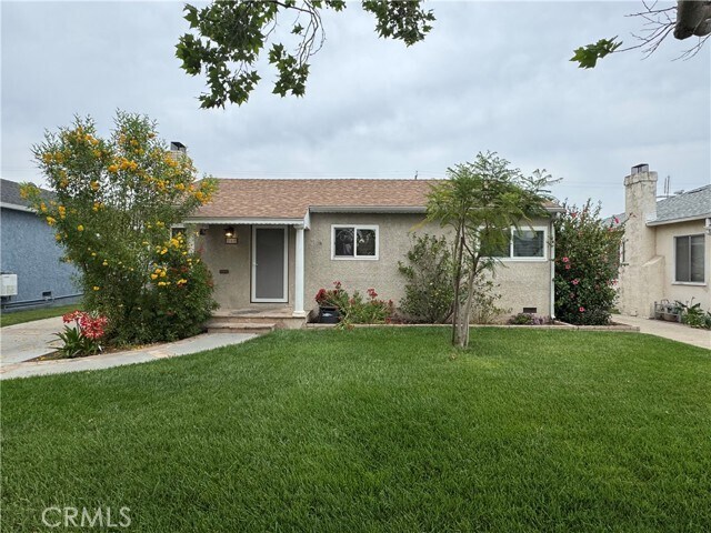 Building Photo - 240 S Mariposa St