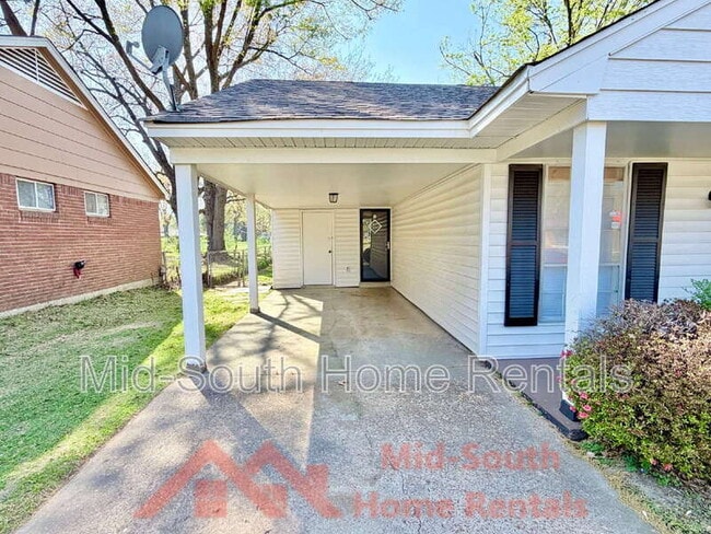 Photo - 1359 Heathcliff Dr