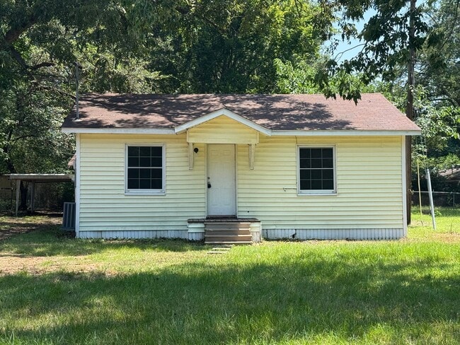 Photo - 404 N Kenwood Rd