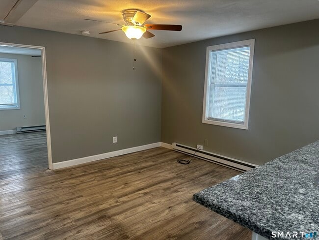 Photo - 4 Eastview Dr Unidad B