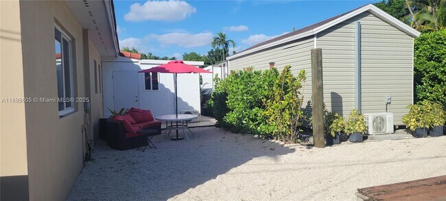 Photo - 6021 SW 62nd Pl