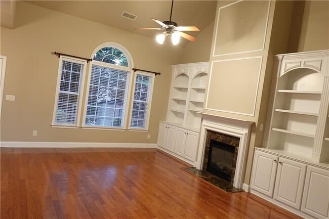 3462 Blanding Ct