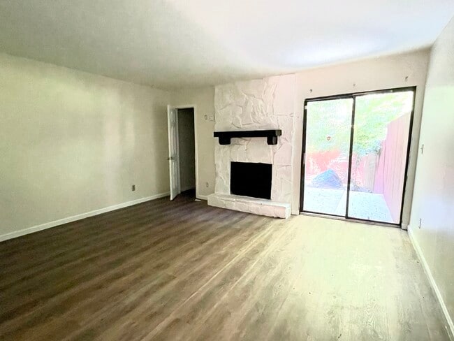 Photo - 6428 Parton Ct