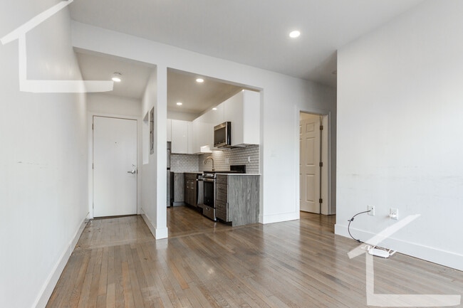 Building Photo - 11 Peterborough St Unit 10 Rental