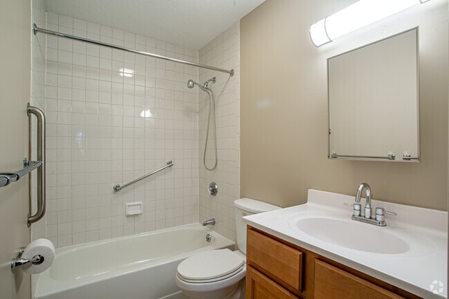 2 Hab 2 baños - Centerville Woods 55+ Community