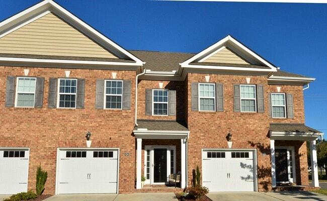 Photo - Clubhouse and pool community in the heart of Greenbrier!