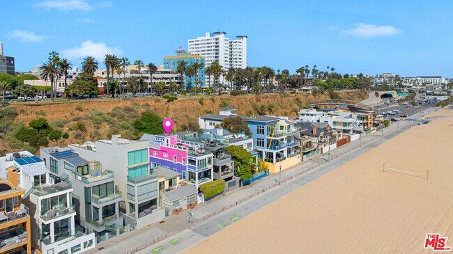 1341 Palisades Beach Rd