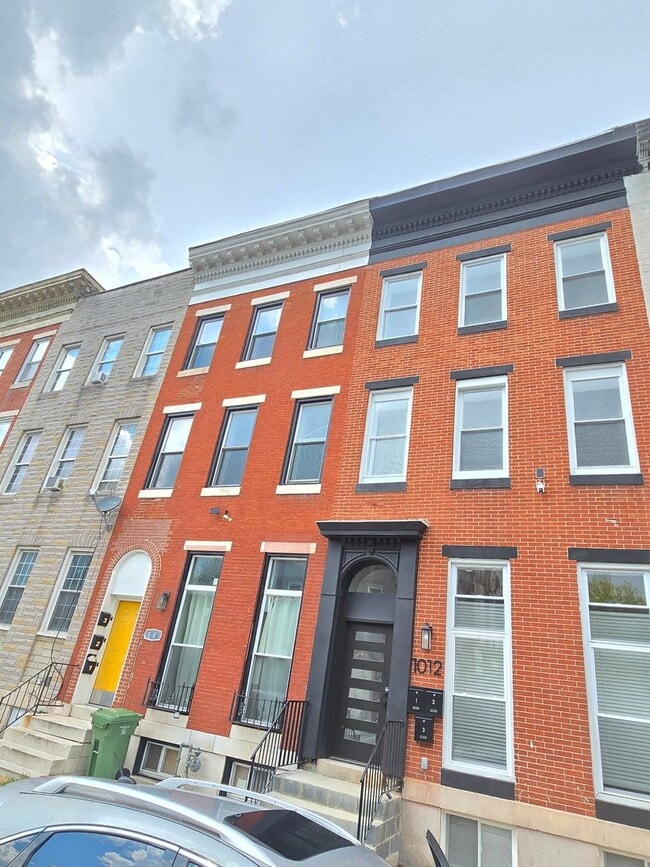 Building Photo - 1012 W Lanvale St Unit 3 Rental
