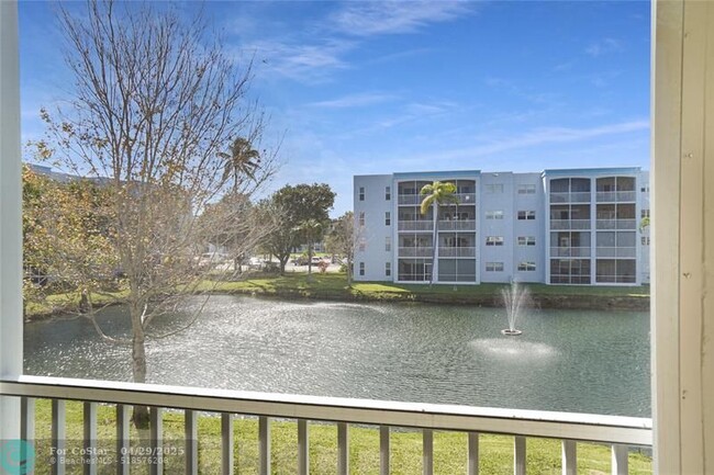 Photo - 604 NE 2nd St Condo Unit 220