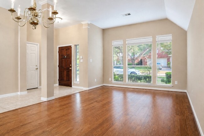 Photo - 22422 Cascade Springs Dr