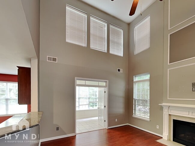 Photo - 15802 Herring Gull Way