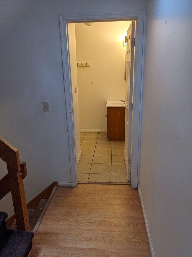 Photo - 1709 E Willow Ct Unidad A