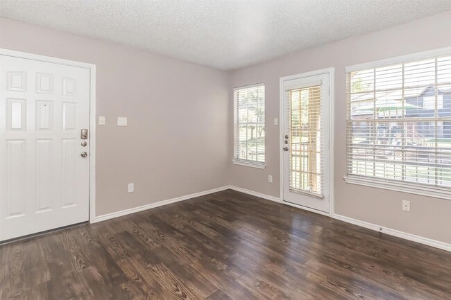 Building Photo - 8301 Boat Club Rd Unit 1322 Rental