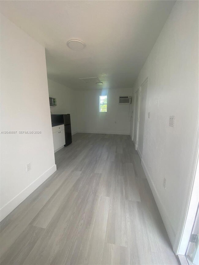 Photo - 15130 Tyler St Unit Back