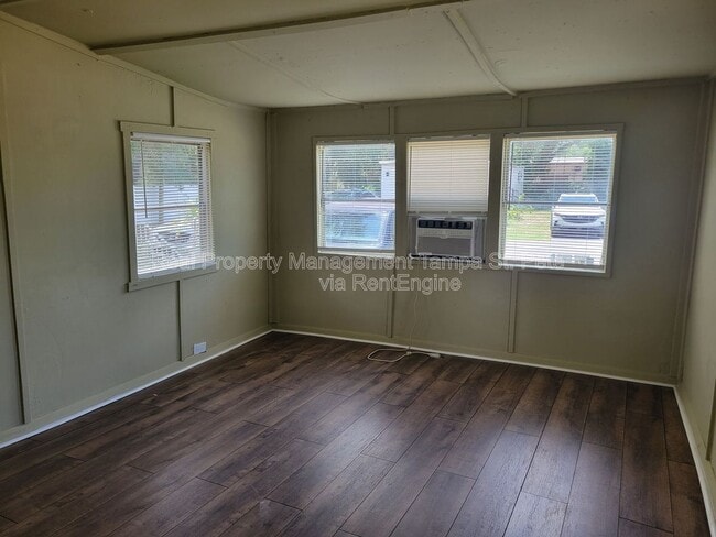 Photo - 710 S 50th St