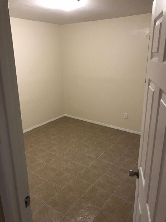 Photo - 413 Orange St