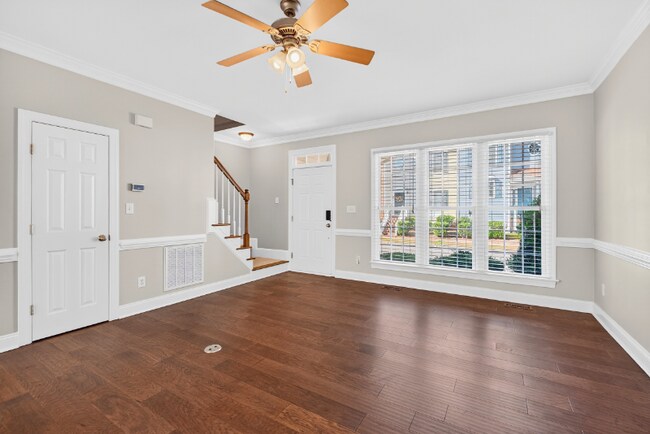 Photo - 102 Madison Grove Pl