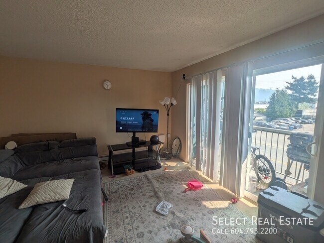 1755 No 9 Highway317 Unit 317